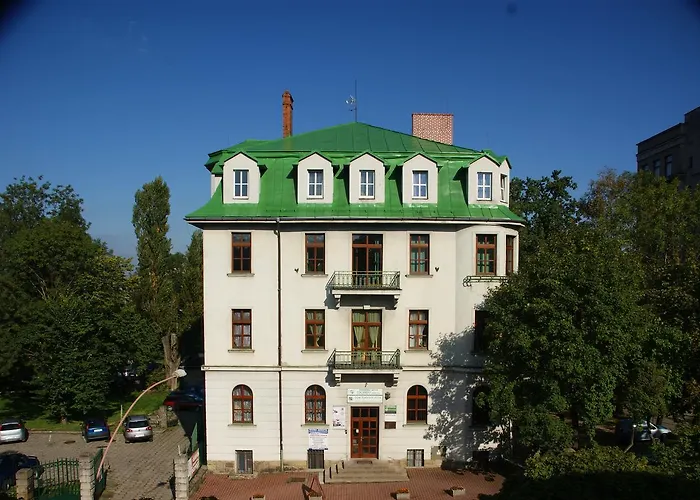 Dom Turysty Pttk W Bielsku - Bialej